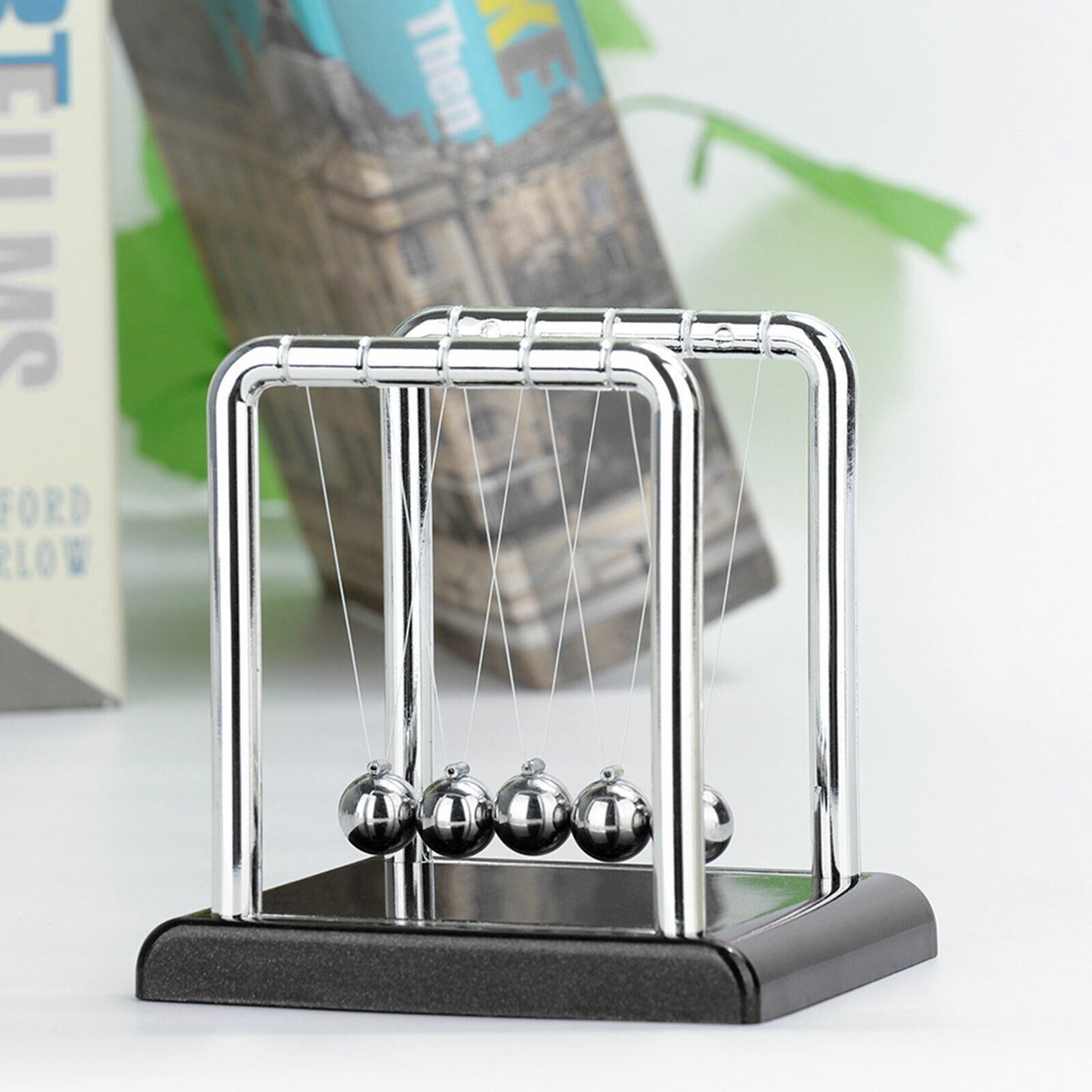 Newton Ball Swing